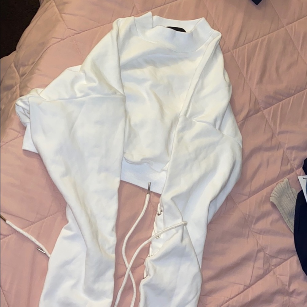 Long sleeve cropped sweater